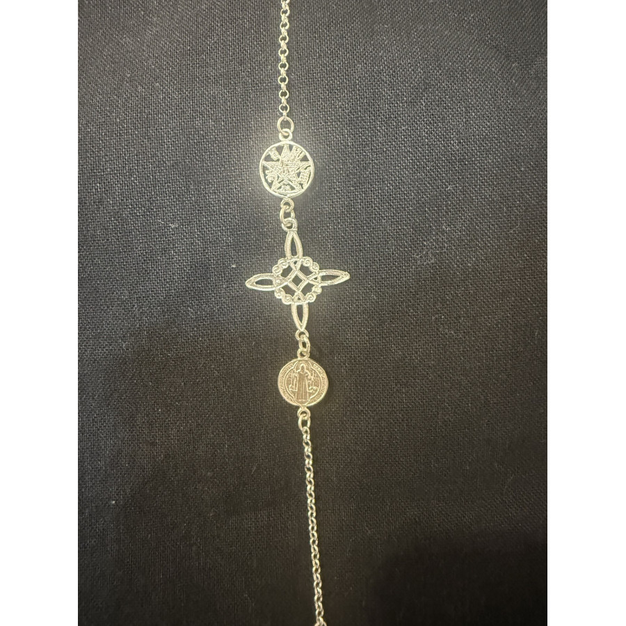Pulsera triple proteccion nudo bruja /san benito/tetragramaton
